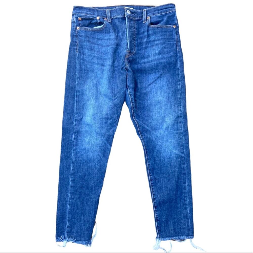 Levi’s Wedgie Skinny Jeans High Rise Blue Raw Hem Button Fly Women's Size 32